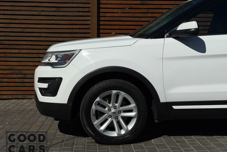 Ford Explorer - 11