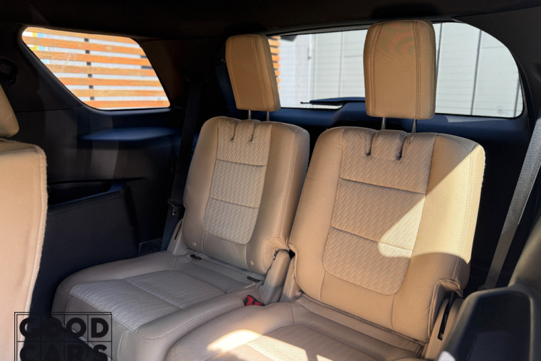 Ford Explorer - 21