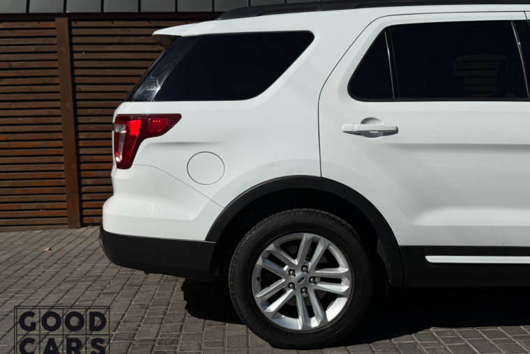 Ford Explorer - 9