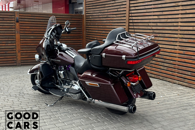 Harley-Davidson FLHTK Electra Glide Ultra - 3