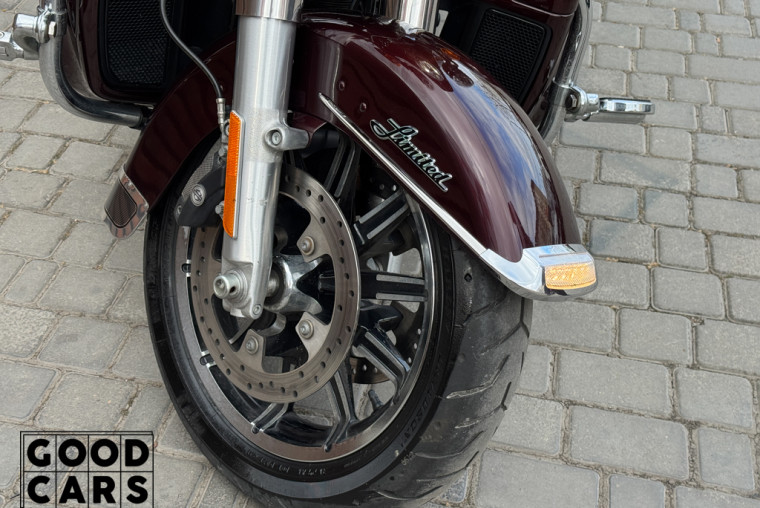 Harley-Davidson FLHTK Electra Glide Ultra - 6