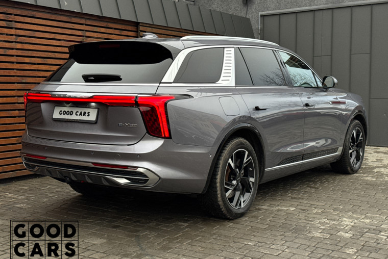 Hongqi E-HS9 - 6