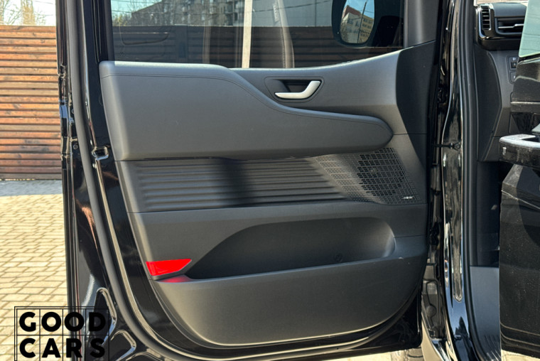 Hyundai Staria - 23