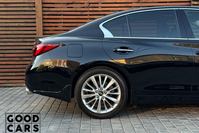 Infiniti Q50 - 11