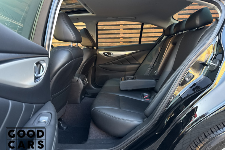 Infiniti Q50 - 30