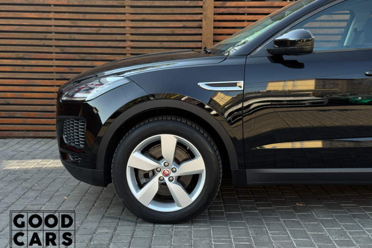 Jaguar E-pace - 9