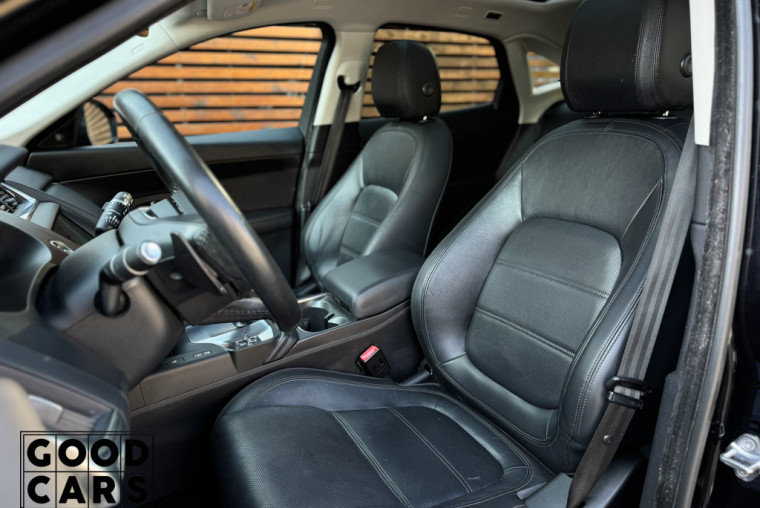 Jaguar E-pace - 20
