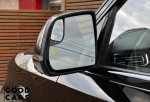 Jeep Grand Wagoneer - 15