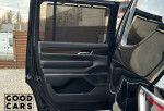 Jeep Grand Wagoneer - 28