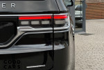 Jeep Grand Wagoneer - 10