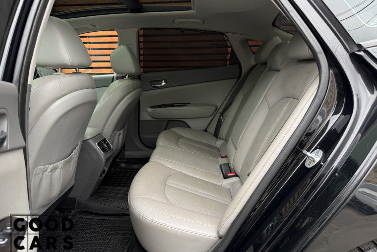 Kia Optima - 28