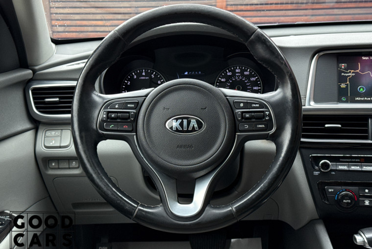 Kia Optima - 31