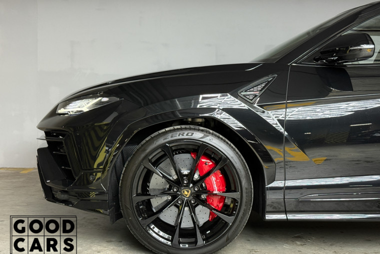 Lamborghini Urus S - 9