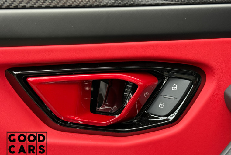 Lamborghini Urus S - 33