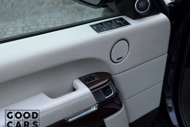 Land Rover Range Rover - 16
