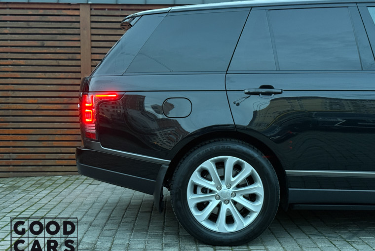 Land Rover Range Rover - 11