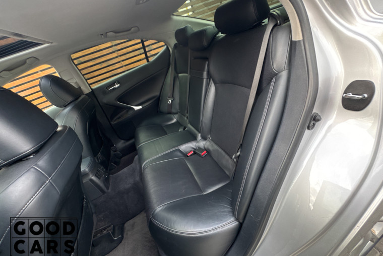 Lexus IS 250 - 29