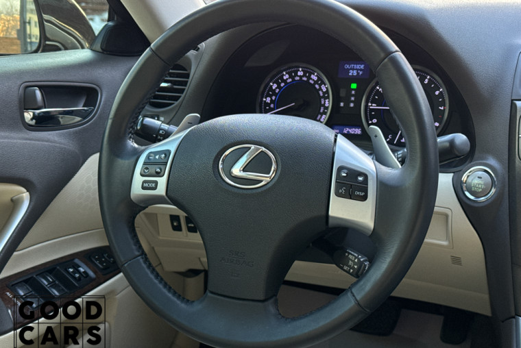 Lexus IS 250 - 26