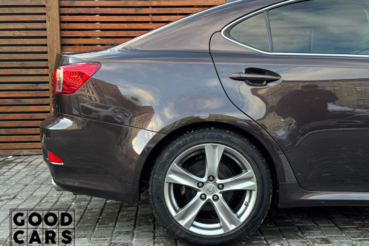Lexus IS 250 - 13