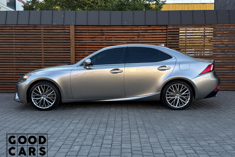 Lexus IS 250 - 3