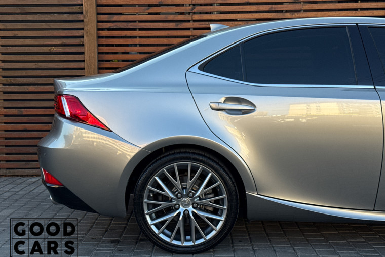 Lexus IS 250 - 13