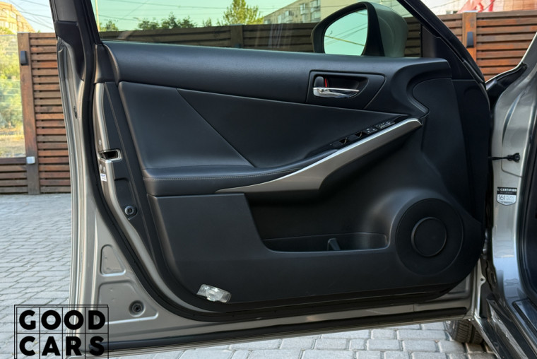 Lexus IS 250 - 21