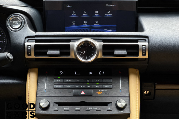 Lexus RC 350 - 32