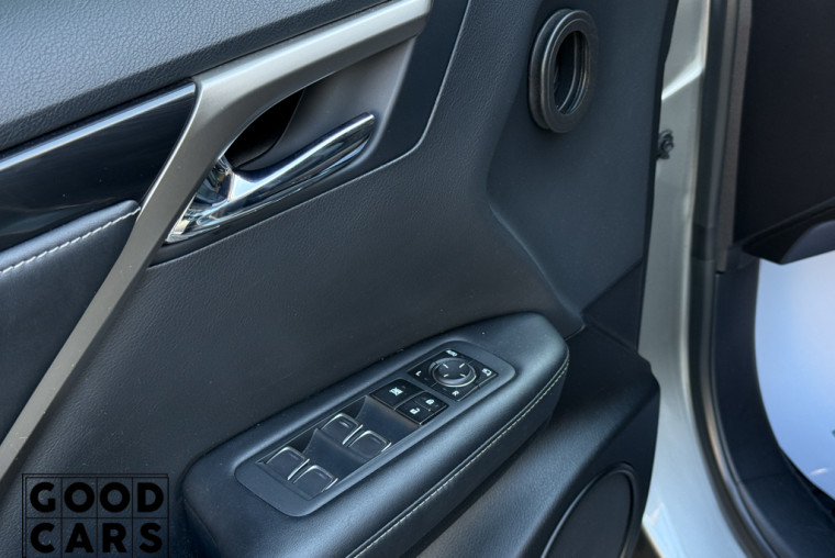 Lexus RX 300 - 21