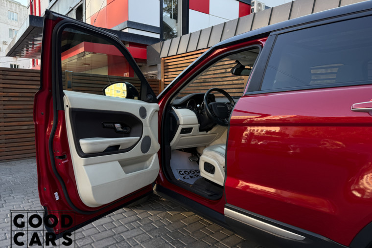 Land Rover Range Rover Evoque - 27