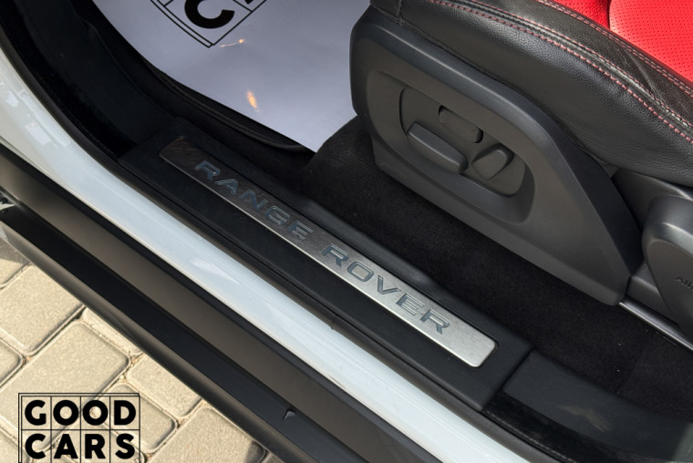 Land Rover Range Rover Evoque - 24