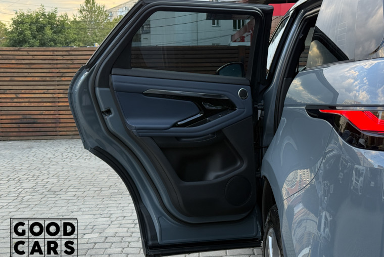 Land Rover Range Rover Evoque - 32