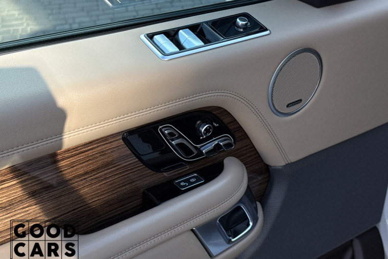 Land Rover Range Rover - 19