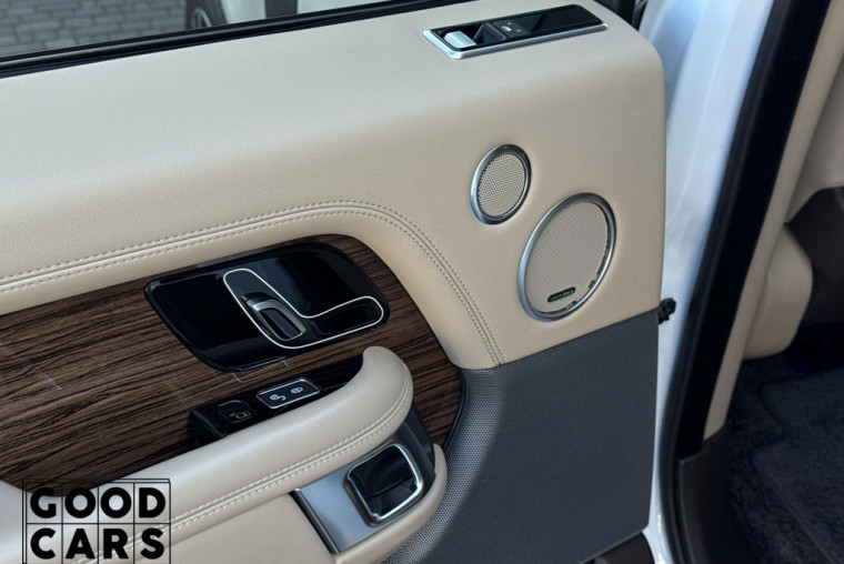 Land Rover Range Rover - 26
