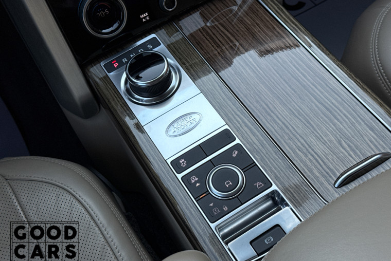 Land Rover Range Rover - 42