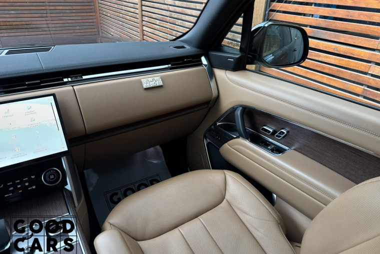 Land Rover Range Rover P440e - 49