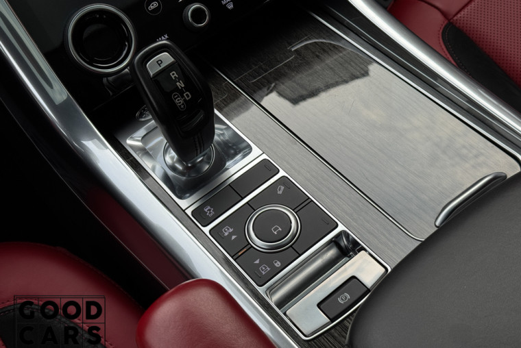 Land Rover Range Rover Sport - 42