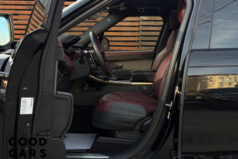 Land Rover Range Rover Sport - 24