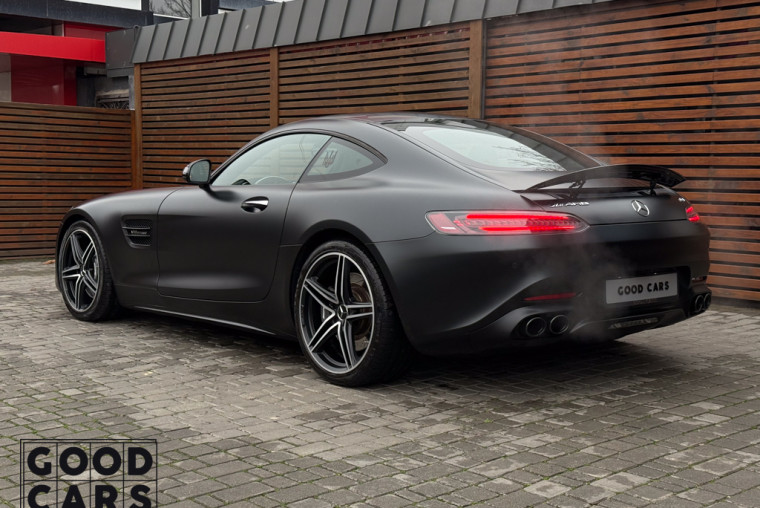 Mercedes-Benz AMG GT - 4