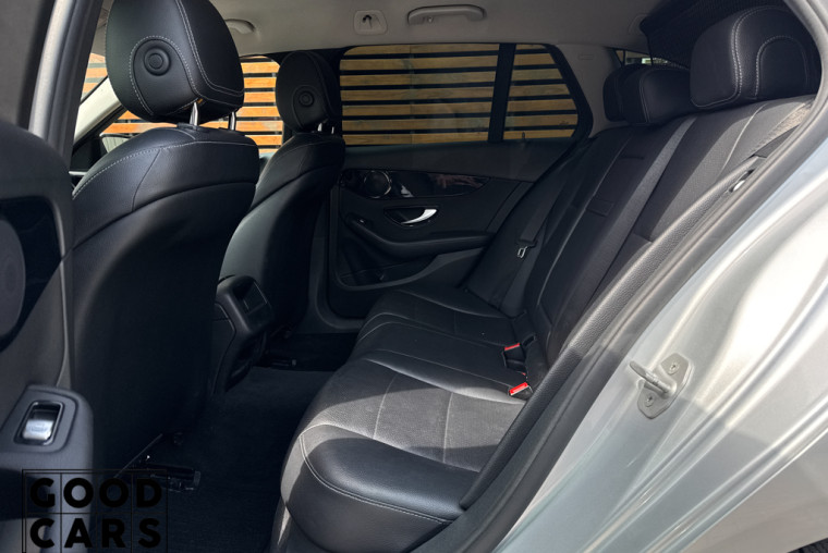 Mercedes-Benz C 200 - 27
