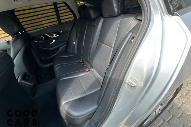 Mercedes-Benz C 200 - 28