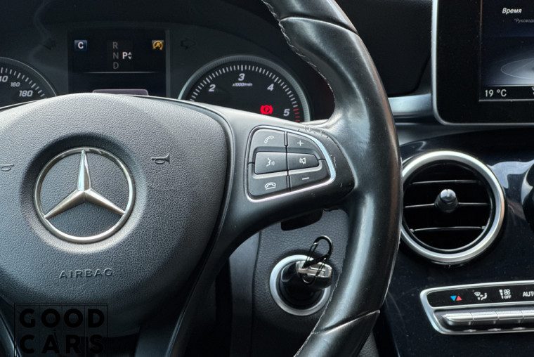 Mercedes-Benz C 200 - 32
