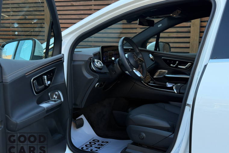 Mercedes-Benz EQE 350 - 18