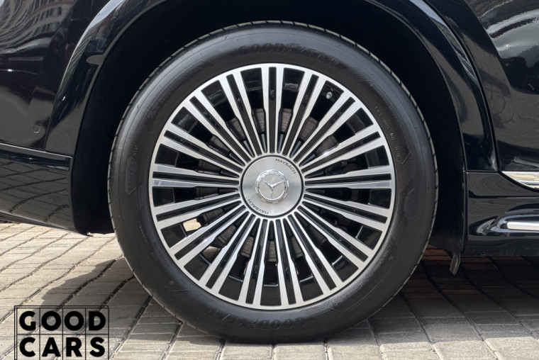 Mercedes-Benz EQS SUV Maybach 680 - 14