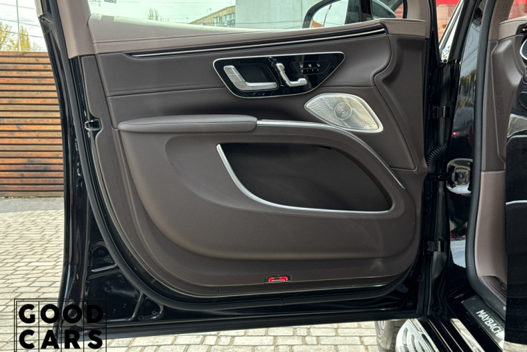 Mercedes-Benz EQS SUV Maybach 680 - 25