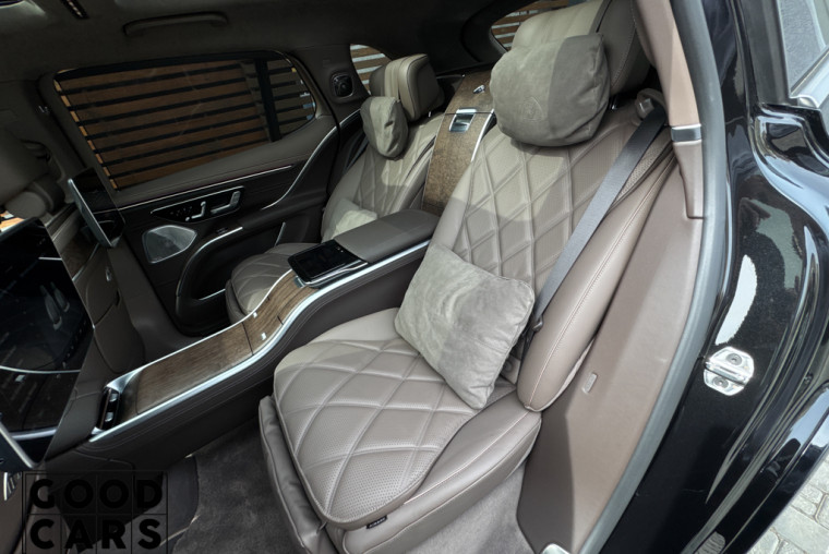 Mercedes-Benz EQS SUV Maybach 680 - 39