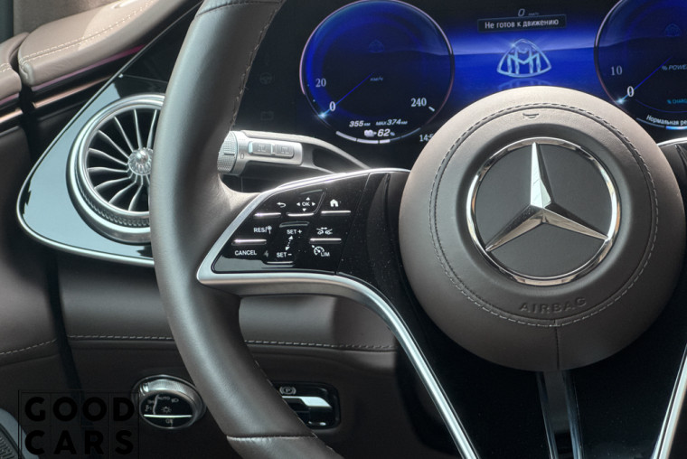 Mercedes-Benz EQS SUV Maybach 680 - 45