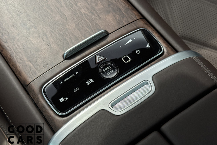 Mercedes-Benz EQS SUV Maybach 680 - 55