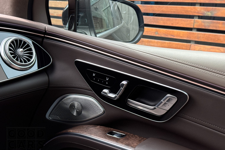 Mercedes-Benz EQS SUV Maybach 680 - 56