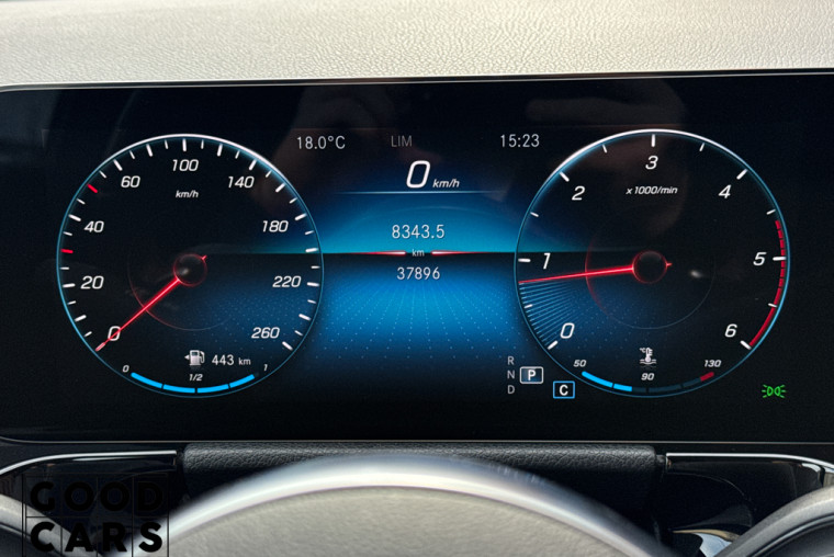 Mercedes-Benz GLA 220 CDI - 32