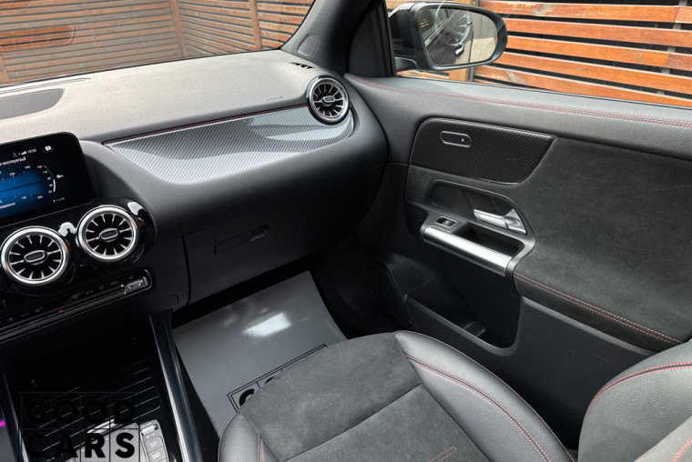 Mercedes-Benz GLA 220 CDI - 38